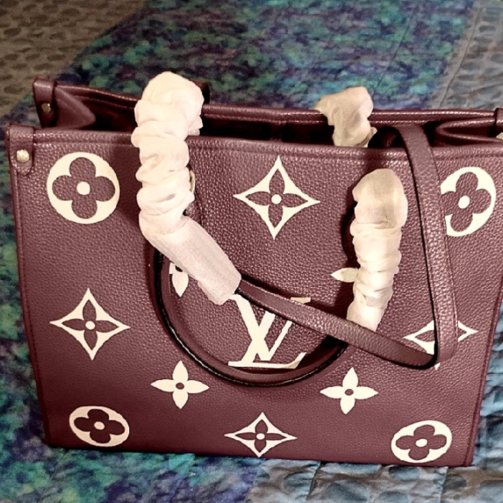Gorgeous New Plum Maroon Fashion Tote Or Shoulder Bag, W Dustbag